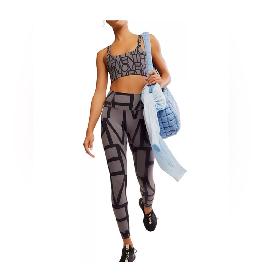 FP Movement by Free People Gray & Black Graphic Sports Bra